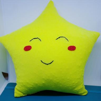 Peluche Etoile Hoshi Jaune Anti-stress | hoshimagu.com